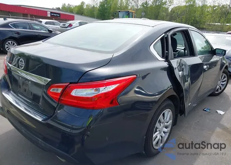 2017 Nissan Altima 2.5 S z USA, uszkodzony, nr VIN 1N4AL3AP2HC123422